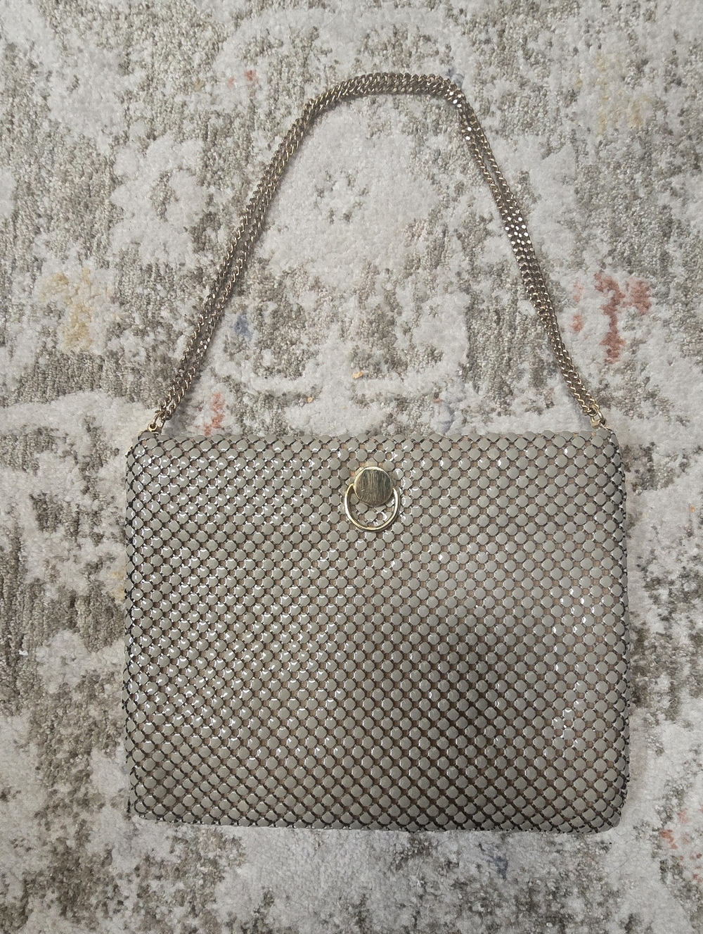 Metal Mesh Evening Shoulder Bag in Taupe And Gold Metal-EUC - Picture 3 of 9